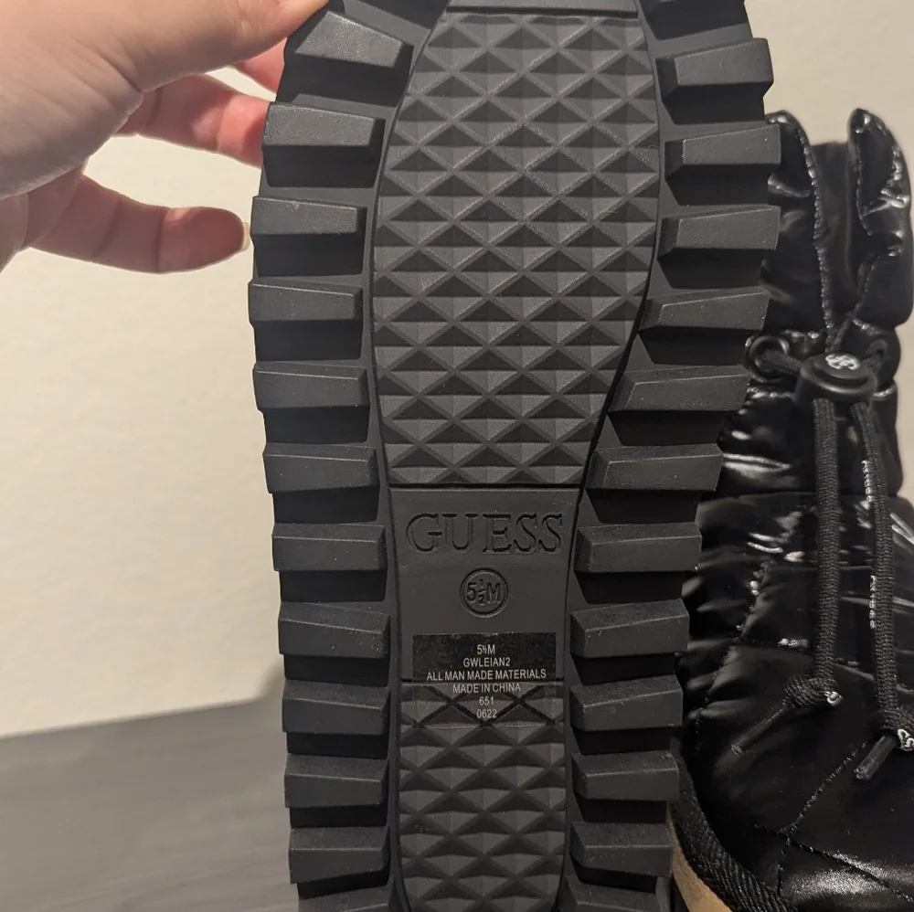 GUESS Women's Leian Ankle Booties - Size 5.5‎